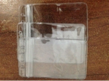 Plastik Id Card yang ada segel atau klip